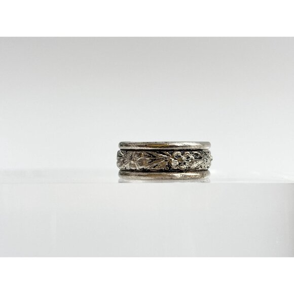 Silver Toned Floral Daisy Accented Band Style Unisex Vintage Ring - sz 7 - Picture 12 of 12